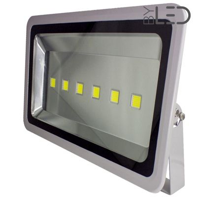 Projecteur LED intense 300W - Installation extérieur et intérieur -  ®