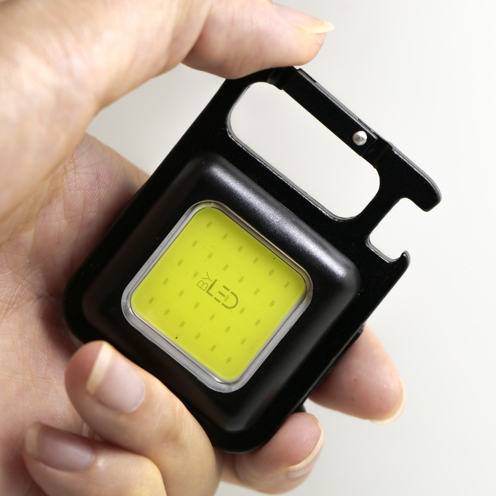 Mini projecteur - le plus petit projecteur LED de poche avec USB